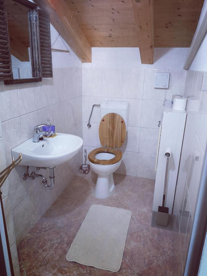 Apartman Hygge Omiš Buitenkant foto